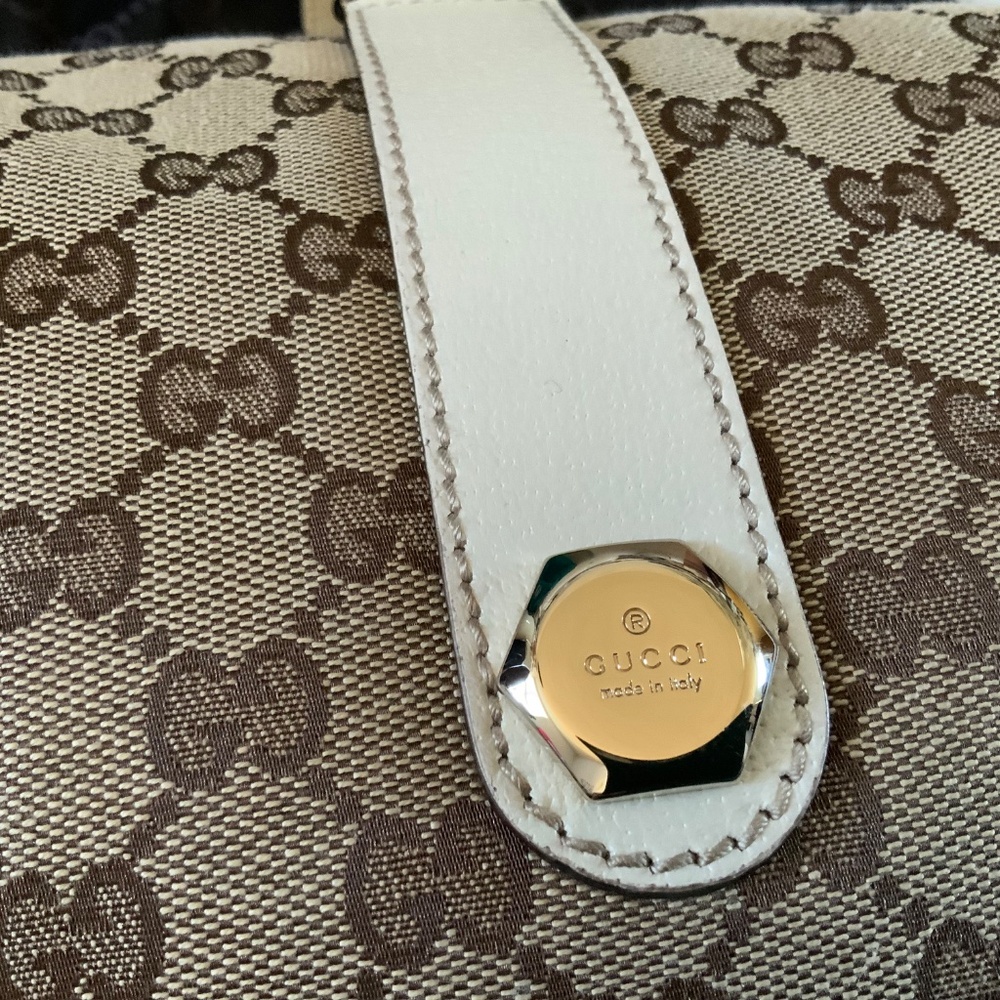Gucci Monogram La Storia